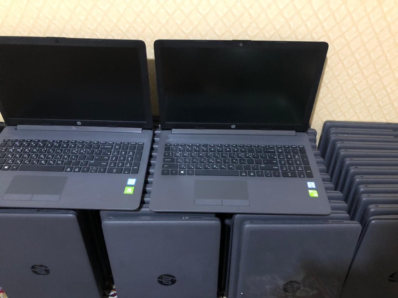 لپ‌تاپ 15 اینچی HP 250 G7 i5 8550U ,8GB,256GB,Nvidia Geforce MX110 2GB — تصویر ۹