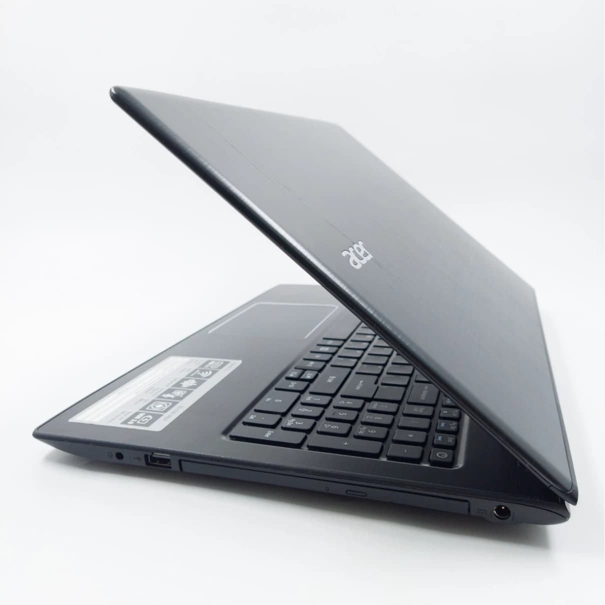 لپ تاپ Acer Aspire E5-576 — تصویر ۴