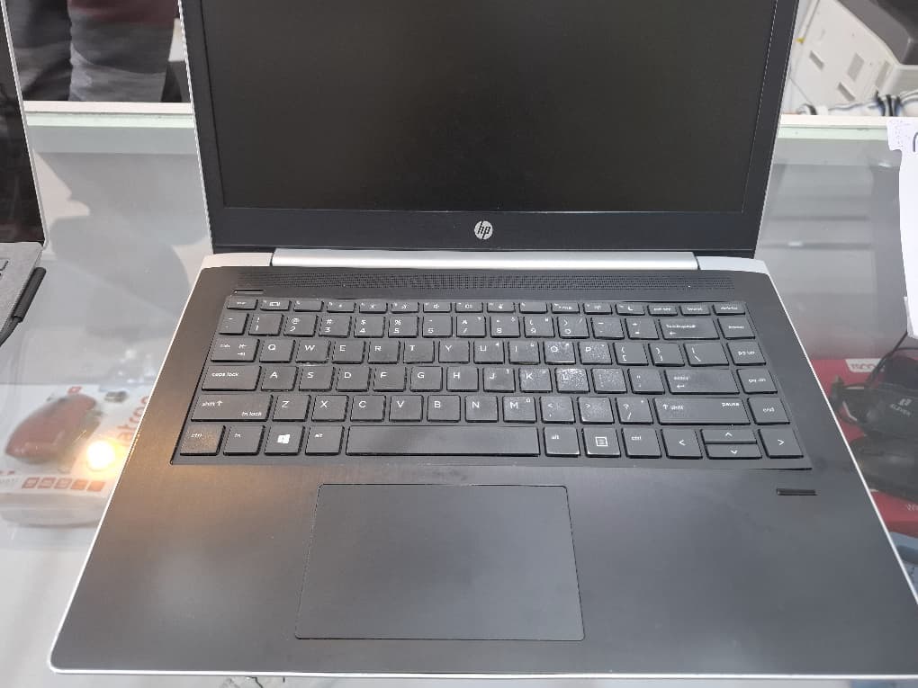 hp proobook 440G5 i5-8250U/8/256/intel (استوک) — تصویر ۴