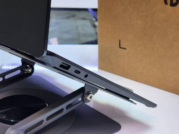 سرفیس لپ تاپ 13.3 اینچی مایکروسافت Surface Laptop 4 Ryzen5 16GB 512SSD — تصویر ۲