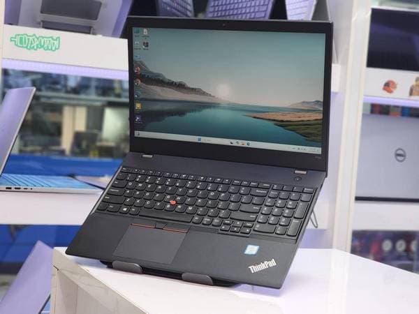 لپ تاپ 15.6 اینچی لنوو مدل Thinkpad P52s I7-8650 16GB 256SSD Quadro P500 2GB — تصویر ۳