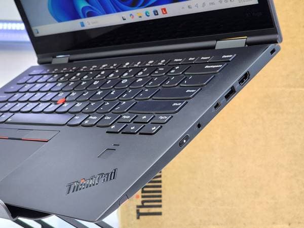لپ تاپ 14 اینچی لنوو مدل Thinkpad X1 Yoga 3RD I7-8650u 16GB 512SSD — تصویر ۴