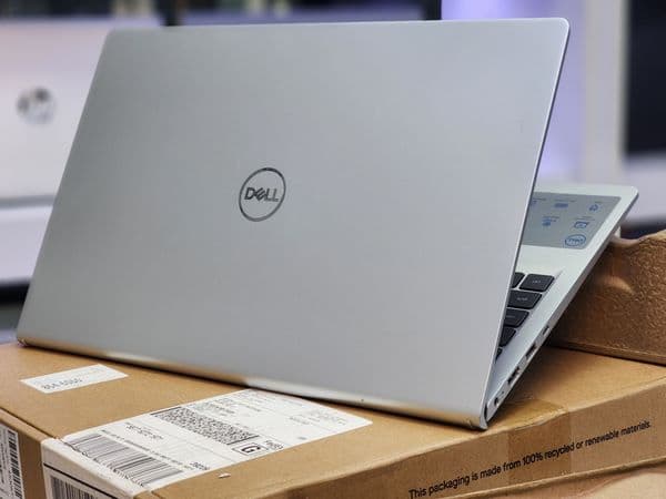 لپ تاپ 15.6 اینچی دل مدل Inspiron 15-3535 Ryzen5-7530 16GB 512SSD — تصویر ۳