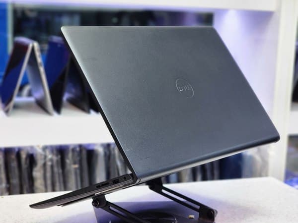 لپ تاپ 15.6 اینچی دل مدل Inspiron 15 3525 Ryzen7-5825 8GB 256SSD — تصویر ۳