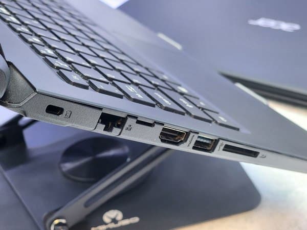 لپ تاپ 15.6 اینچی ایسر مدل Aspire 3 A315-53 I5-8250 8GB 256SSD — تصویر ۱۲