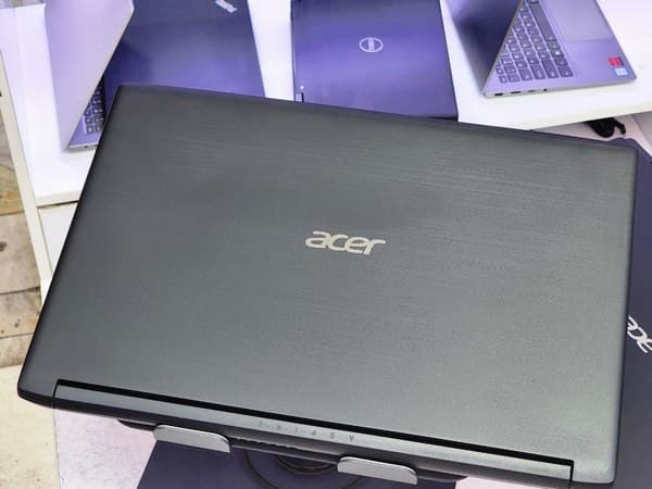 لپ تاپ 15.6 اینچی ایسر مدل Aspire 3 A315-53 I5-8250 8GB 256SSD — تصویر ۳