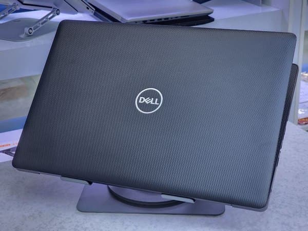 لپ تاپ 15.6 اینچی دل مدل Inspiron 3583 I5-8265 4GB 256SSD Touch — تصویر ۱۰