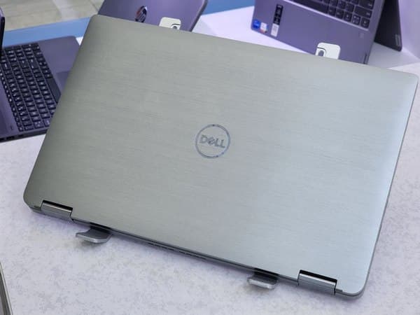 لپ تاپ 14 اینچی دل مدل Latitude 7400 I5-8365 16GB 256SSD Touch x360 — تصویر ۱۲
