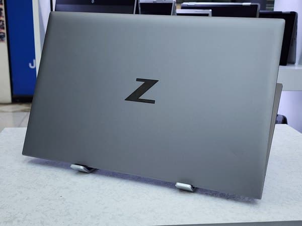 لپ تاپ 15.6 اینچی اچ پی مدل Zbook Firefly 15 G7 I7-10810 16GB 512SSD — تصویر ۳
