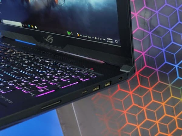 لپ تاپ 15.6 اینچی ایسوس مدل Asus Rog Strix I7-7700HQ 16GB 512SSD GTX1070 8GB — تصویر ۴