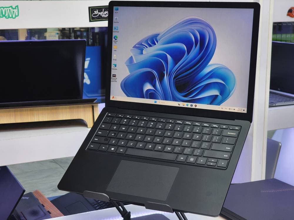 سرفیس لپ تاپ 13.3 اینچی مایکروسافت مدل Surface Laptop 3 I5-1035 G7 16GB 256SSD — تصویر ۲