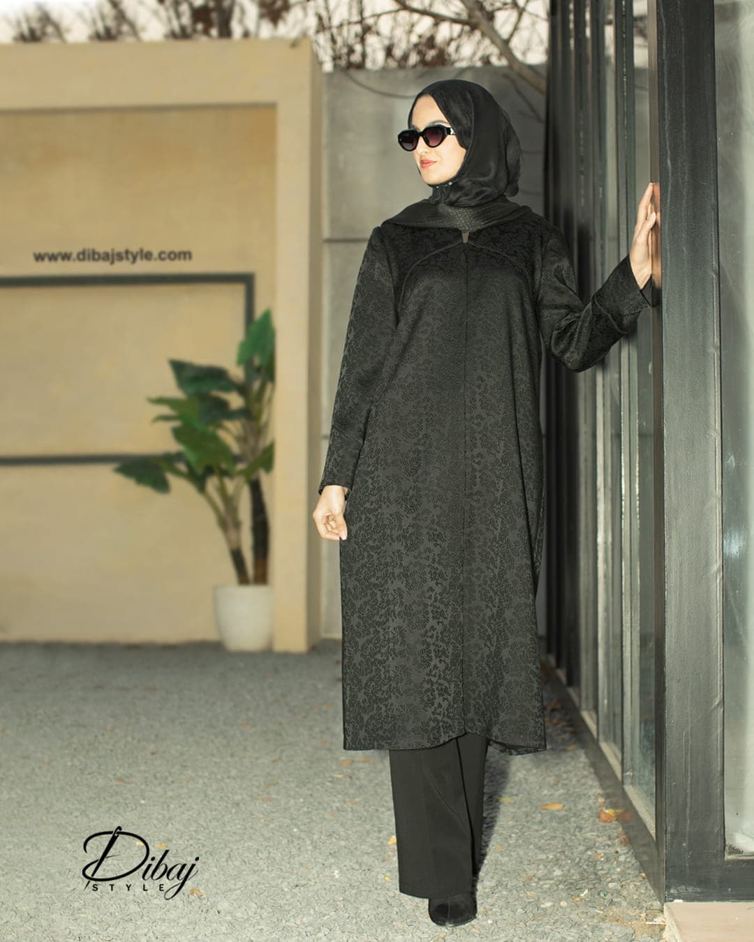 مانتو ژاکارد مشکی طرح گل (مدل لیلی) — تصویر ۲