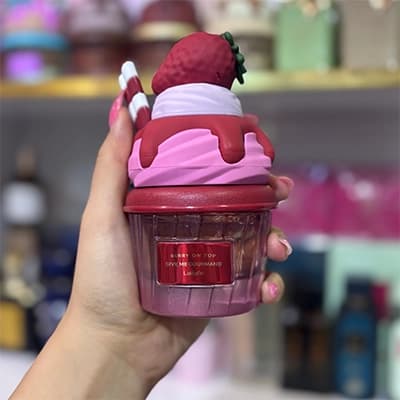 ادکلن کاپ کیکی بری آن تاپ 75 میل | Cupcake Berry On Top Eau de Parfum 100ml (مستر کوالیتی) — تصویر ۲