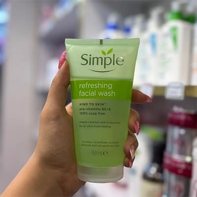 ژل شوینده صورت سیمپل (اصل)مدل Refreshing Facial Wash