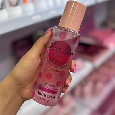 بادی اسپلش زنانه آروماجو (اصل) مدل میس دیور (Miss Dior) حجم ۲۵۰ میلی‌لیتر