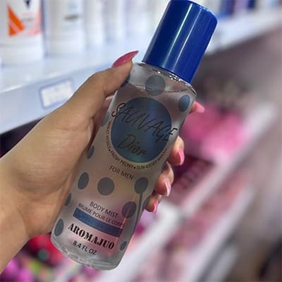 بادی اسپلش مردانه آروماجو (اصل) مدل ساواج دیور (Sauvage Dior) حجم ۲۵۰ میلی‌لیتر