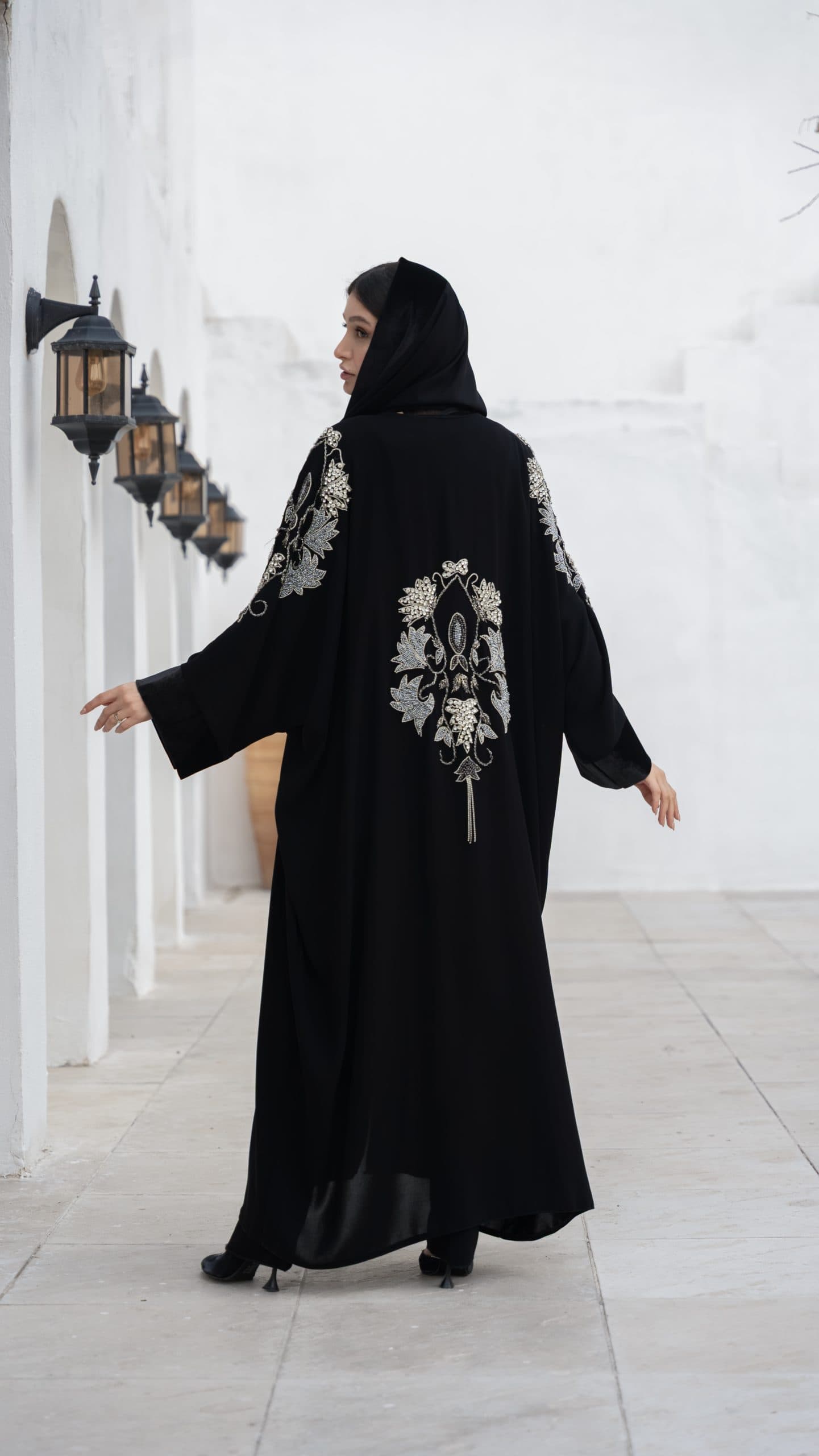عبا جواهردوزی یاسمین — تصویر ۷