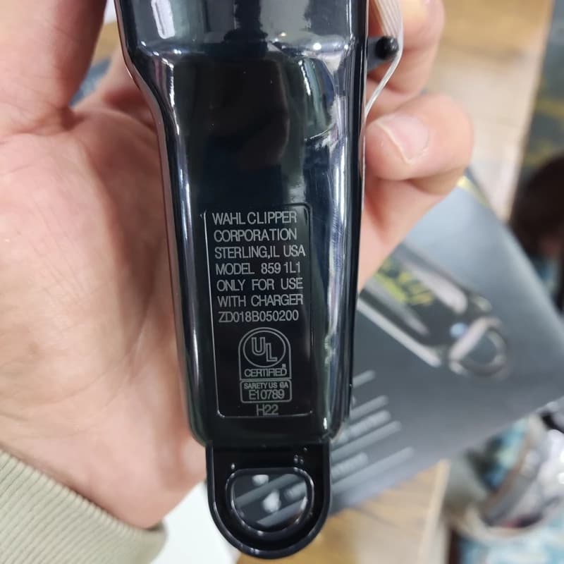 ماشین اصلاح حجم زن وال WAHL 8591L1 مجیک کلیپ مشکی — تصویر ۳