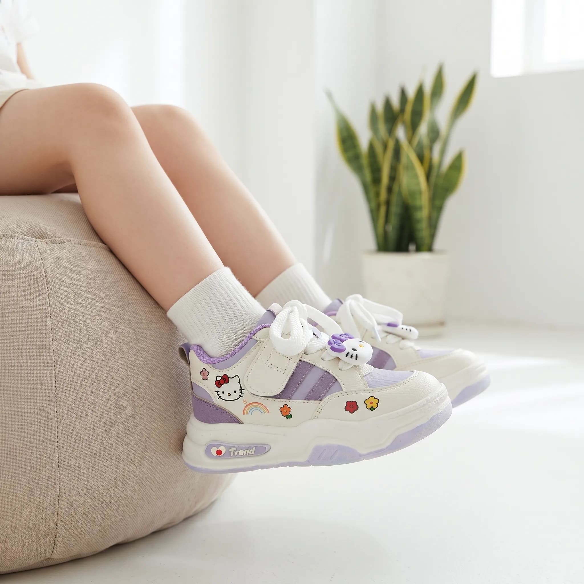 ونس کیتی (33-37) بچگانهM983 — تصویر ۳
