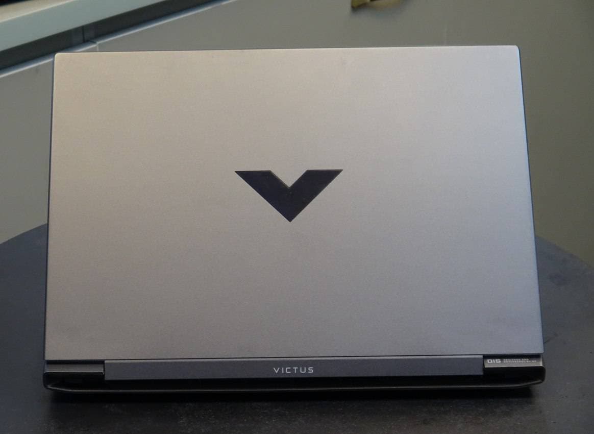 لپ‌تاپ HP Victus 15-fa0032dx — تصویر ۲