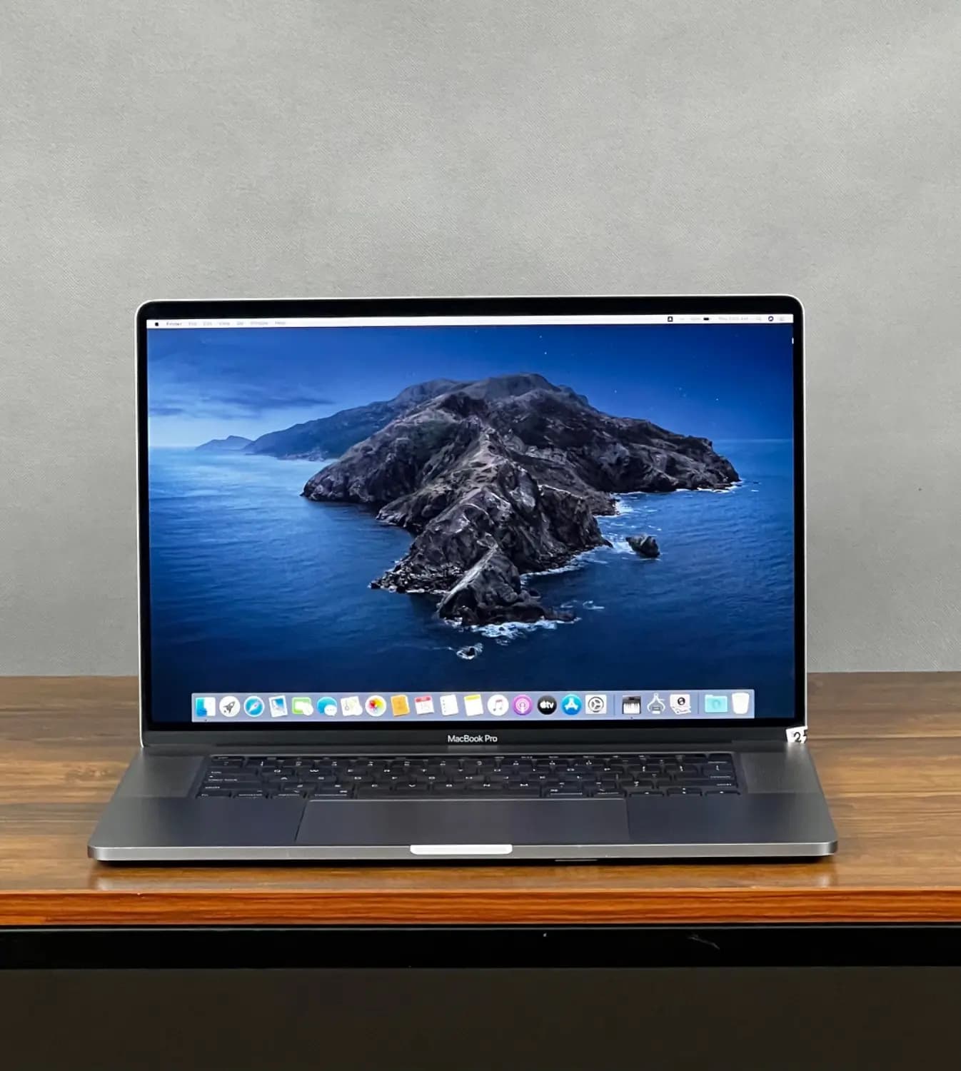 لپ‌تاپ Apple MacBook Pro 2019 — تصویر ۶