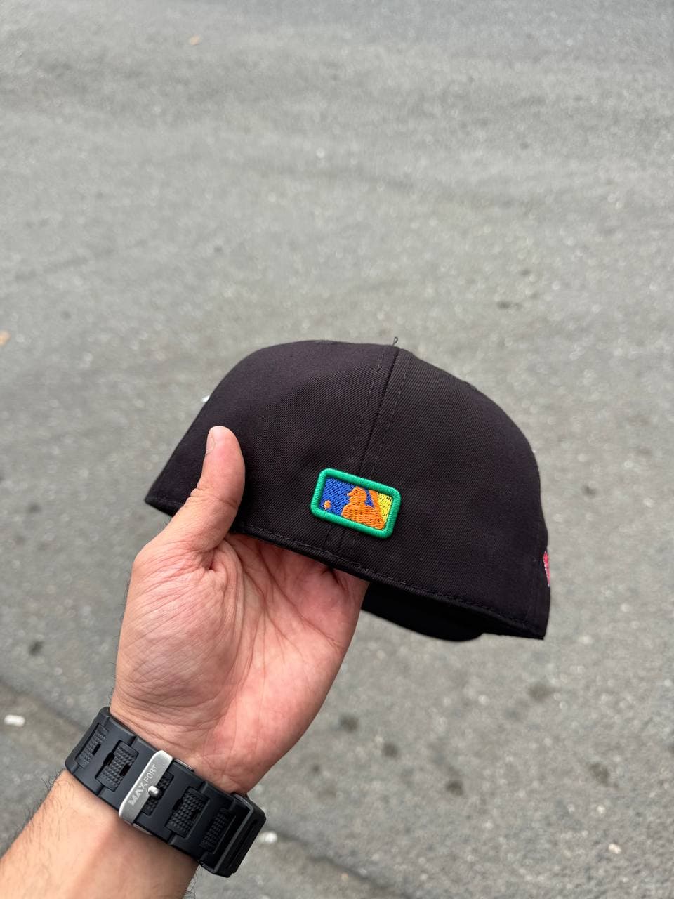کلاه فیت بک sox مشکی قرمز — تصویر ۵