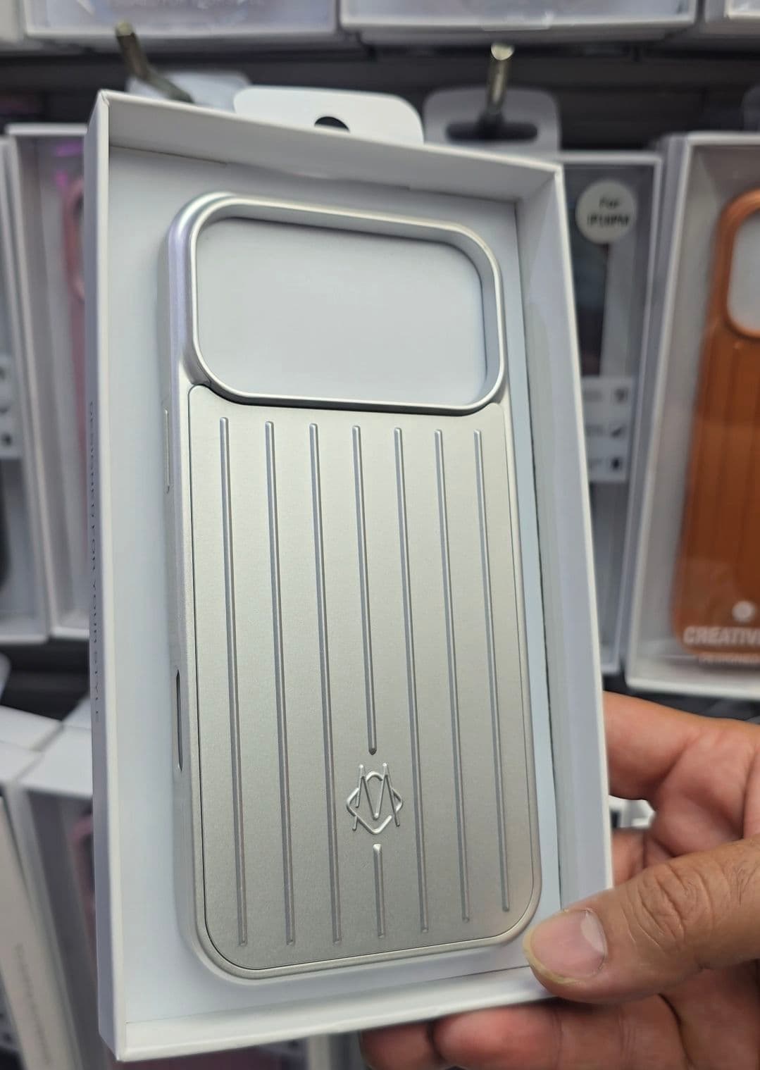 قاب ریمووا Rimowa — تصویر ۷