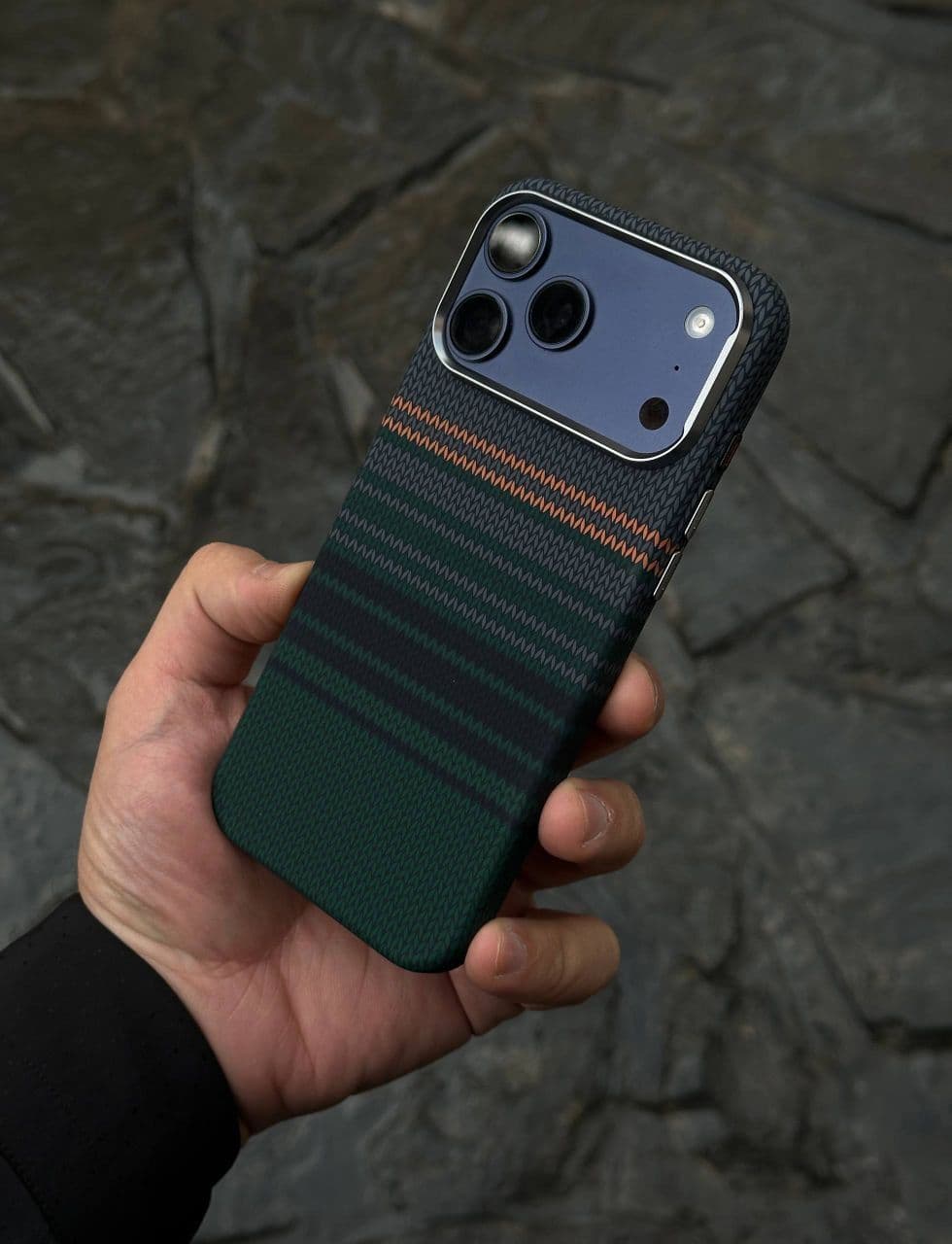 قاب کربن بافت دارک گرین Dark Green — تصویر ۴