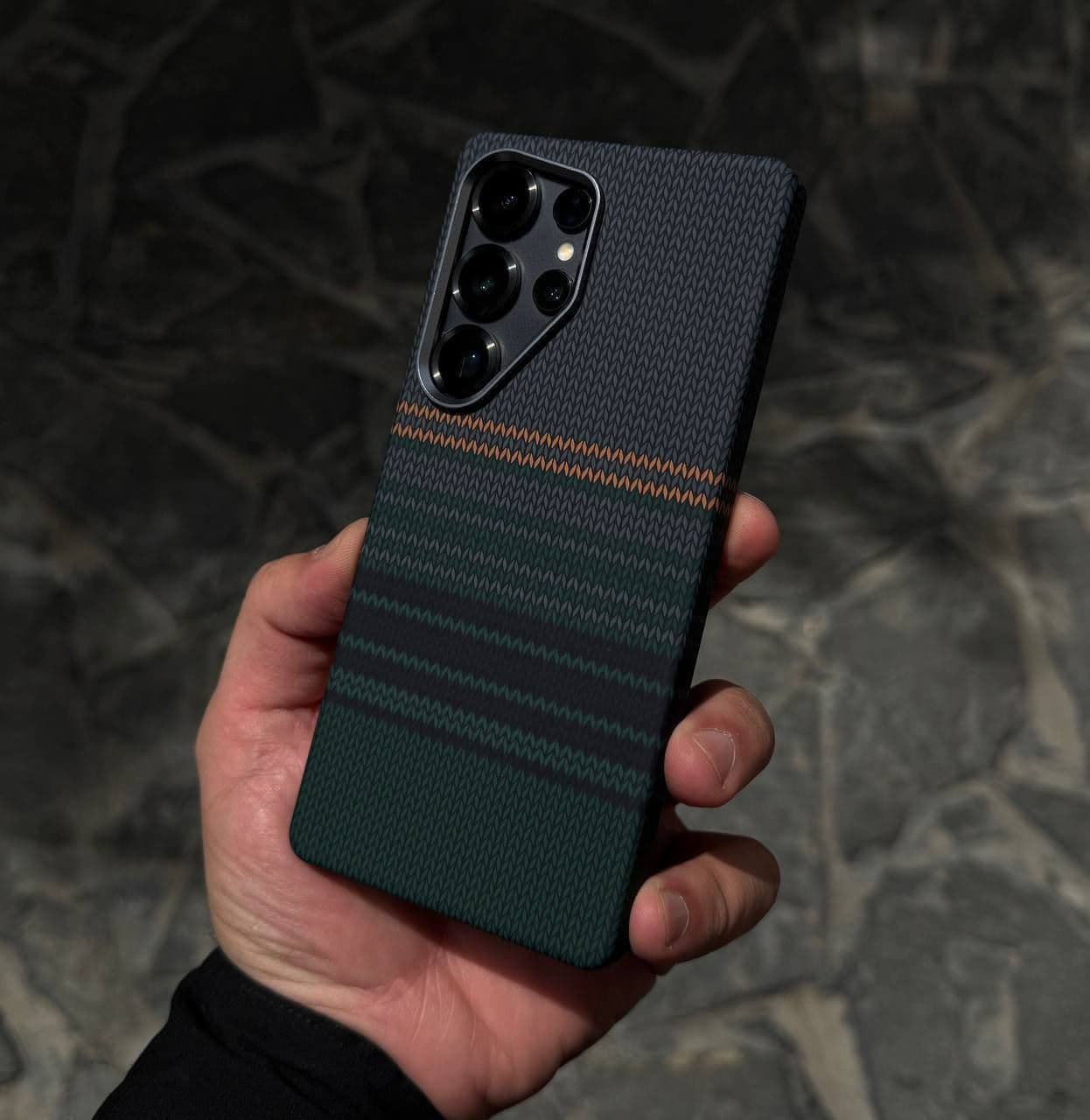 قاب کربن بافت دارک گرین Dark Green — تصویر ۲
