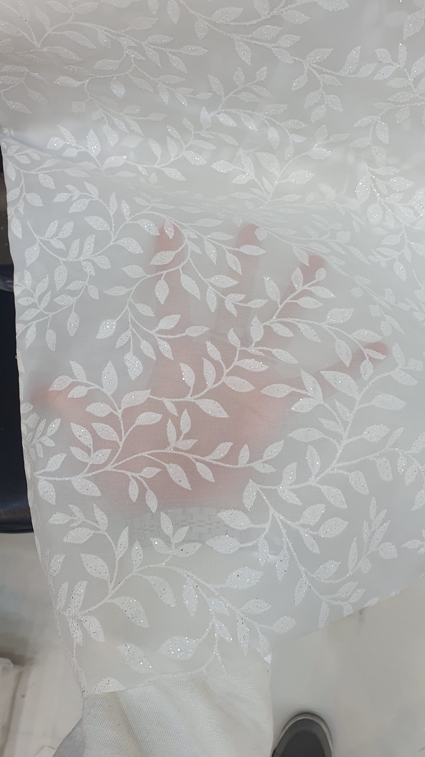 حریر کارلن طرح دار — تصویر ۲