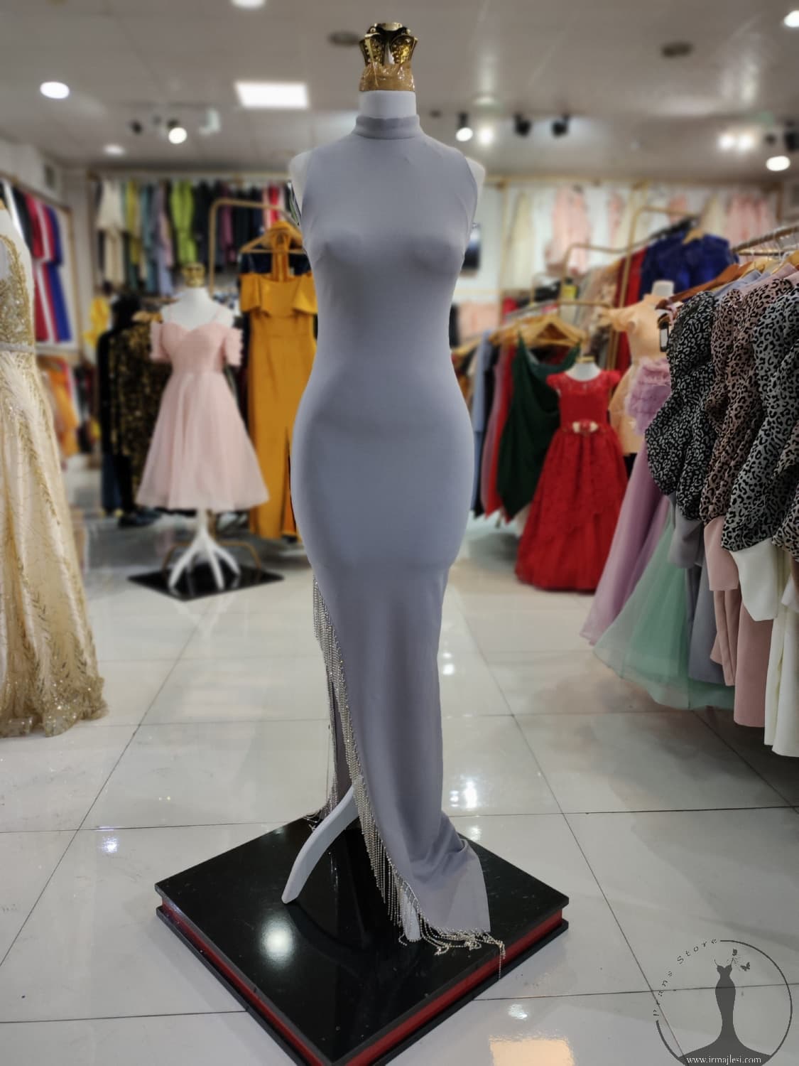 ماکسی بغل ریسه دار یقه طوق دار — تصویر ۹