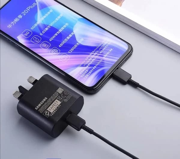 شارژر دیواری 25 وات سامسونگ اصلی مدل EP-TA800 به همراه کابل USB-C to USB-C