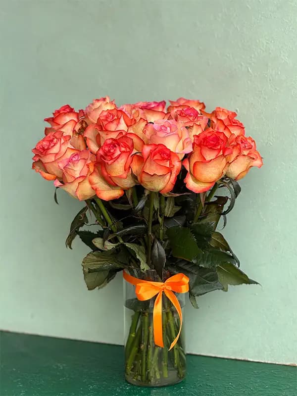 باکس گل رز نارنجی شیشه ای — تصویر ۴