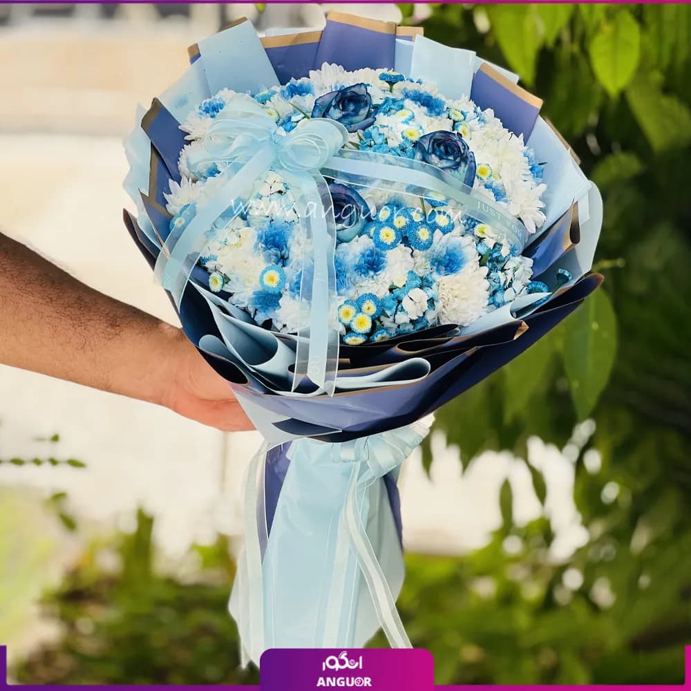 دسته گل آبی و سفید — تصویر ۷