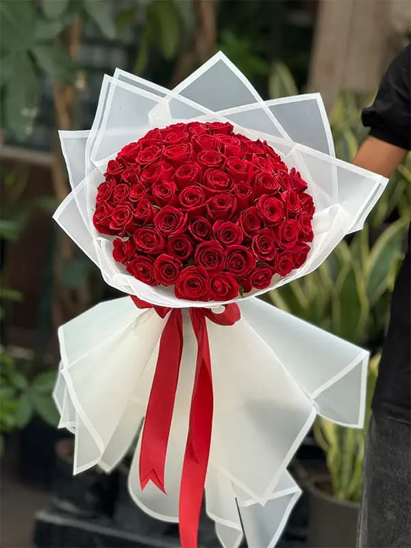 دسته گل رز قرمز تولد 60 شاخه