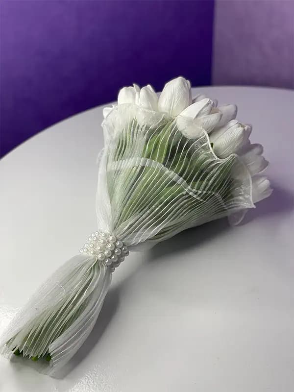 دسته گل لاله سفید عروس مصنوعی — تصویر ۳