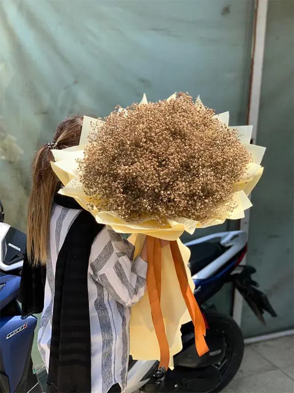 دسته گل ژیپسوفیلا طلایی