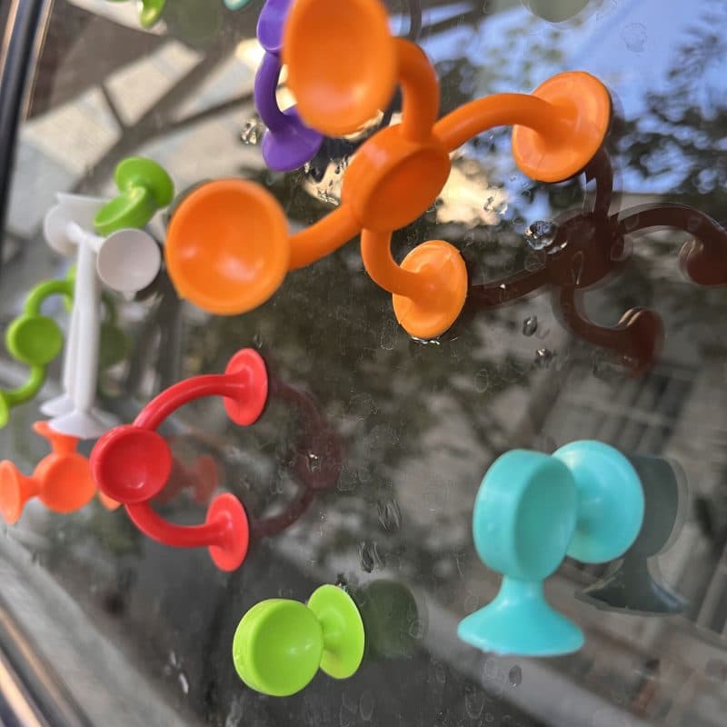 اسباب‌بازی مولکول چسبنده ۱۵ عددی مناسب سرگرمی در ماشین کودک +۱ سال — تصویر ۷