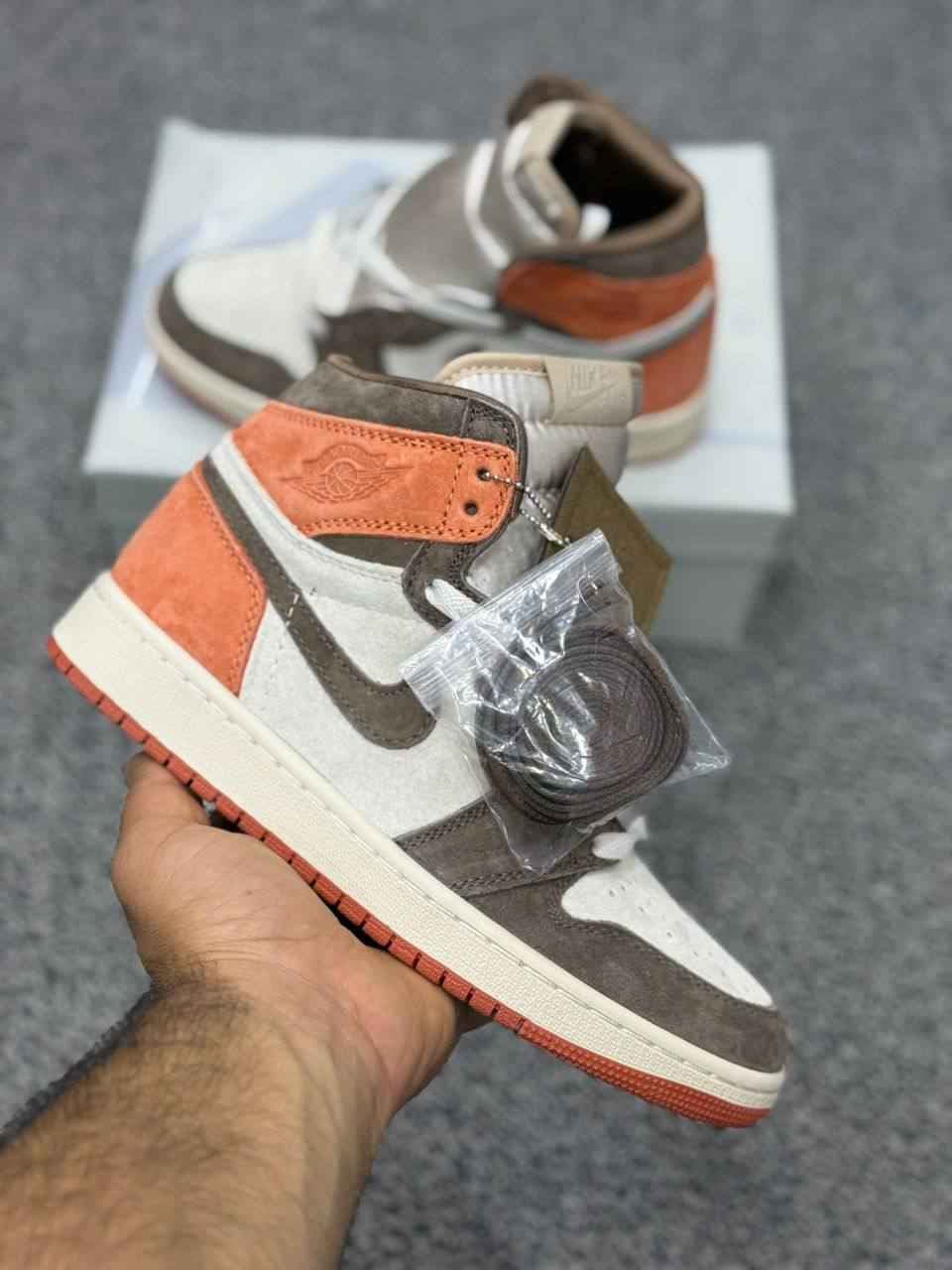 کتانی نایک جردن لو ساقدار نارنجی Nike airjordan — تصویر ۴