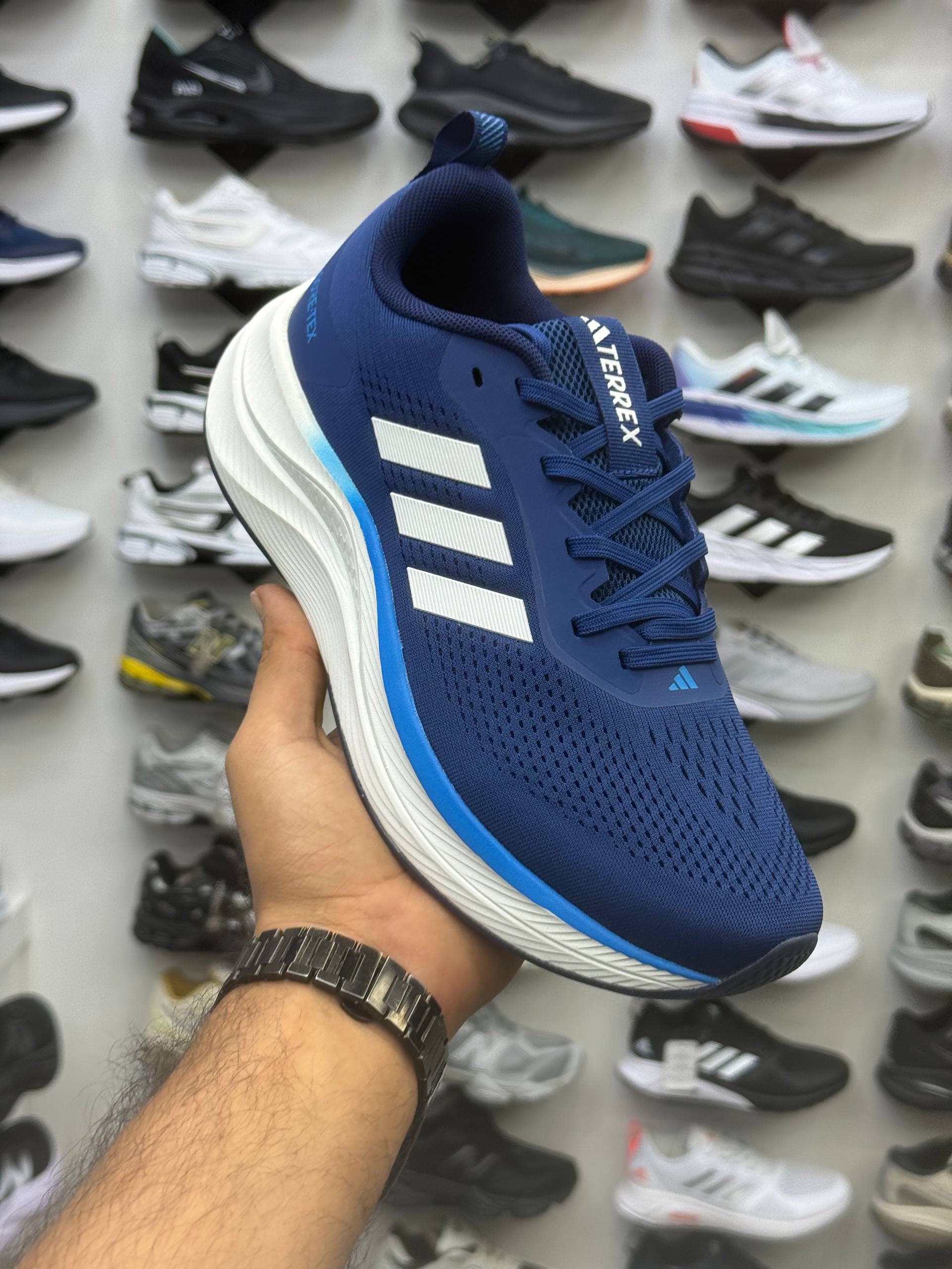کتانی آدیداس تریکس سورمه ای Adidas terrex 2026 — تصویر ۲