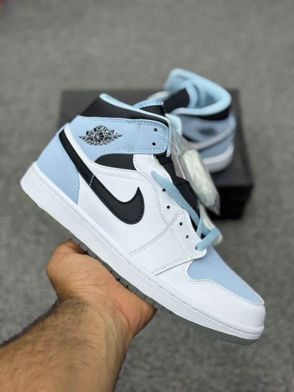 کتانی نایک جردن لو Nike airjordan آبی — تصویر ۳