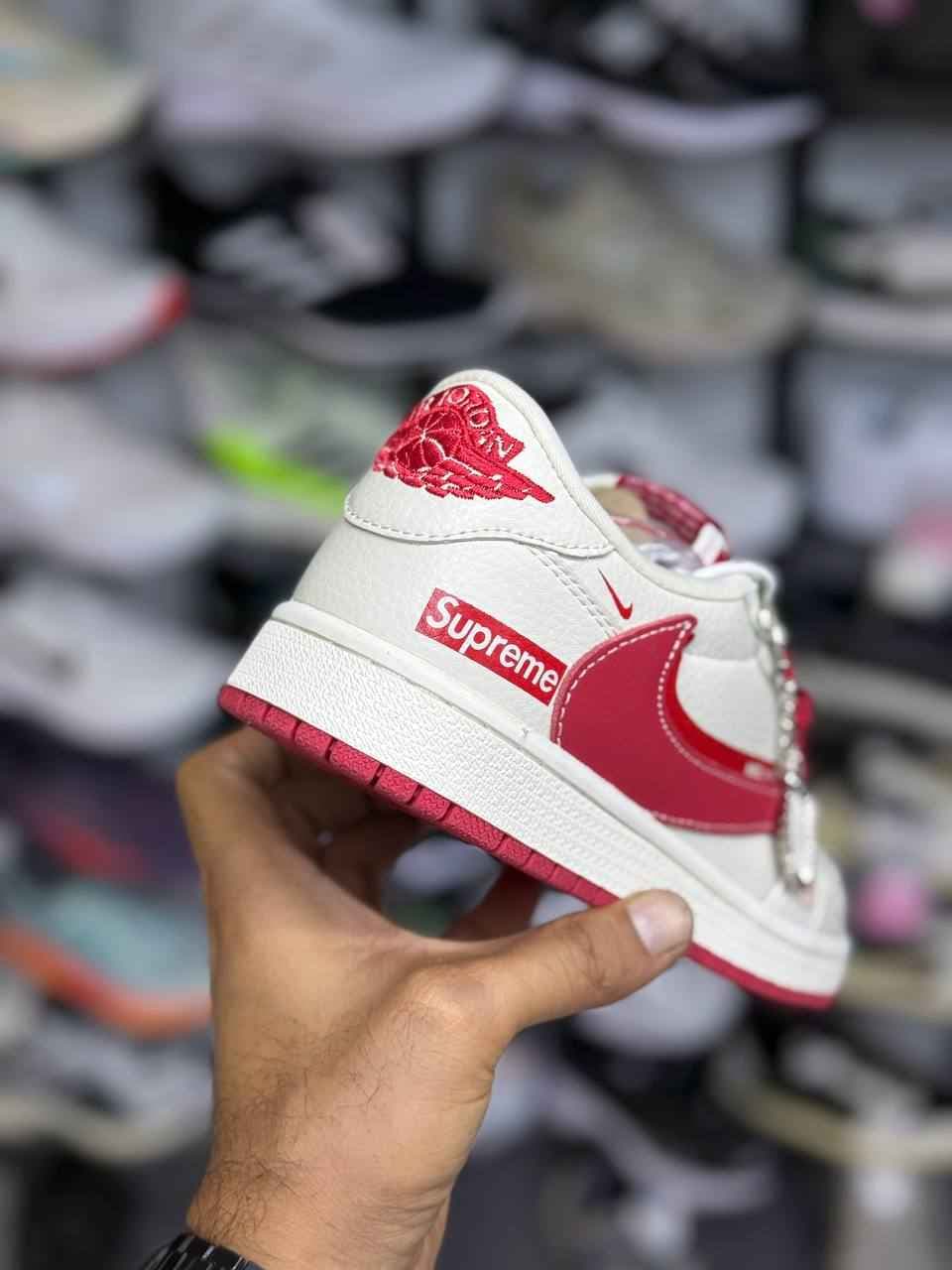 کتانی نایک تراویس سوپریم قرمز Nike travis — تصویر ۲