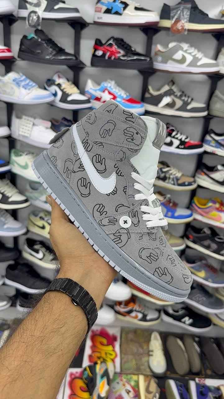 کتانی نایک جردن وان رترو کاز Nike Rertro kaws gray