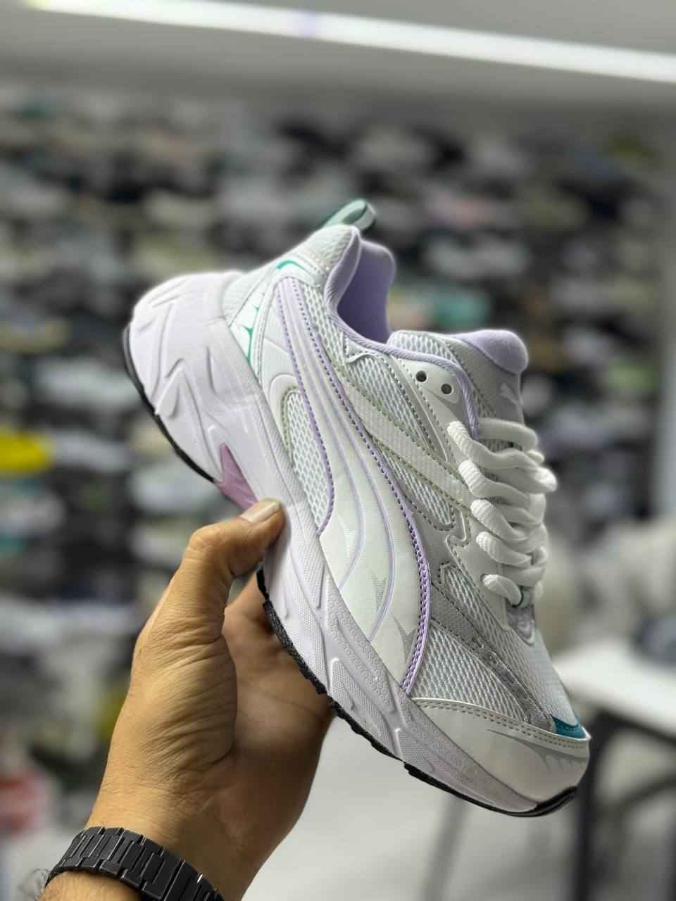 کتانی پوما مورفیک سفید Puma Morphic