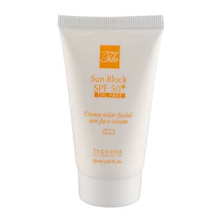 ضد آفتاب بی رنگ پوست چرب تگودر SPF 50 — تصویر ۴