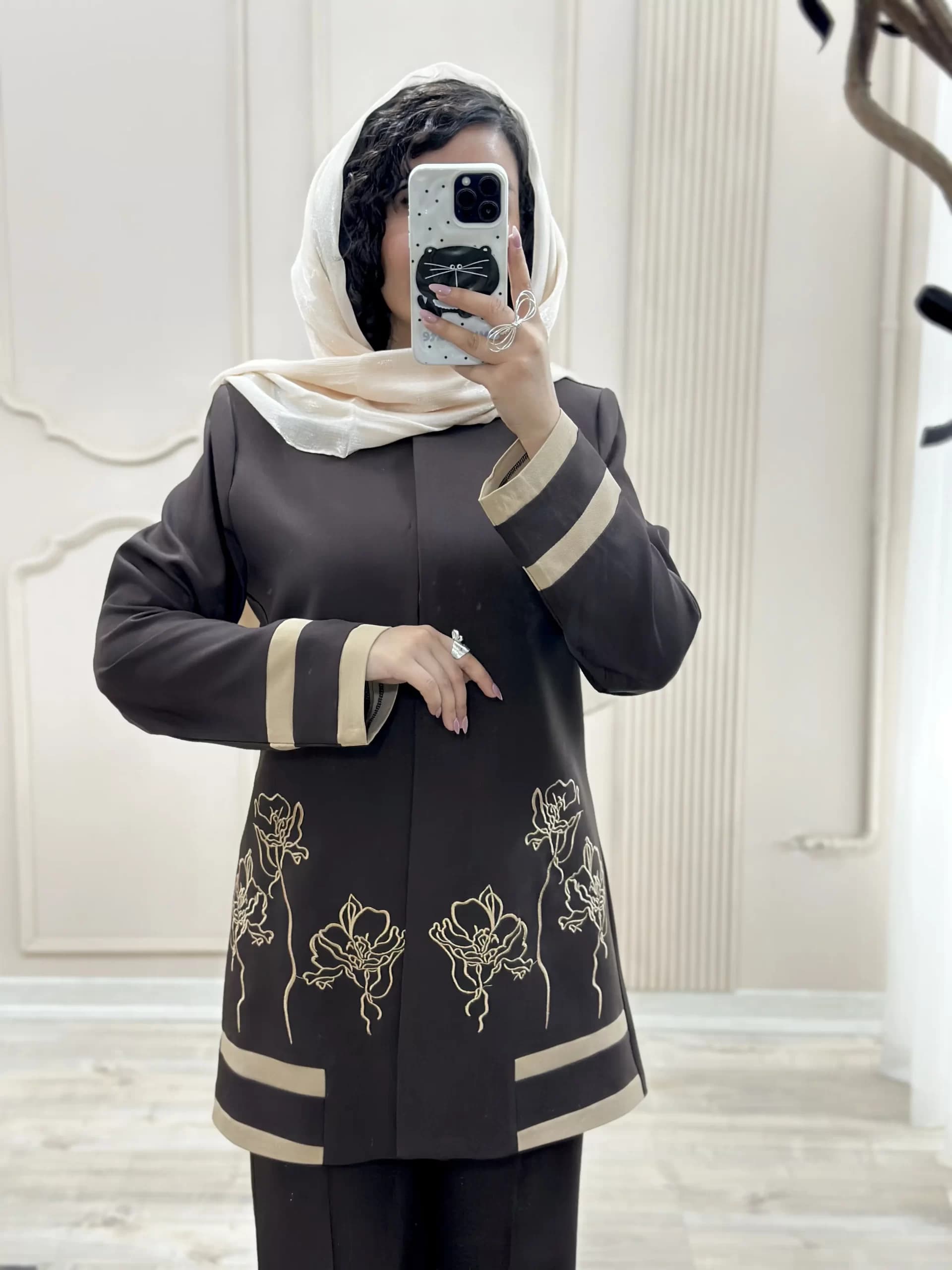 کت شلوار گلدوزی زنانه بزیاق مدل رویا — تصویر ۷