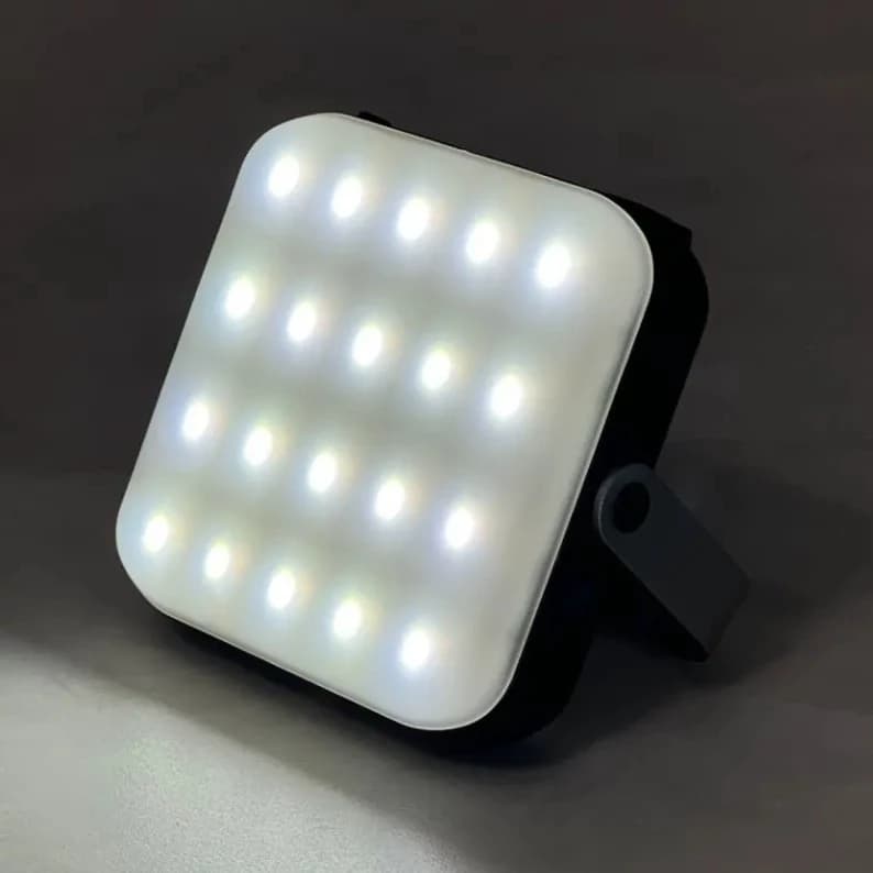 لامپ شارژی کمپینگ 10.000 mAh — تصویر ۹