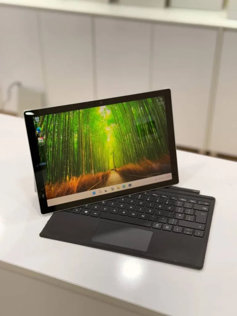 Microsoft Surface Pro 7+ – i7-1165G7 – 16GB – 256GB SSD – Intel Iris Xe – 12.6″ 2K Touch — تصویر ۲