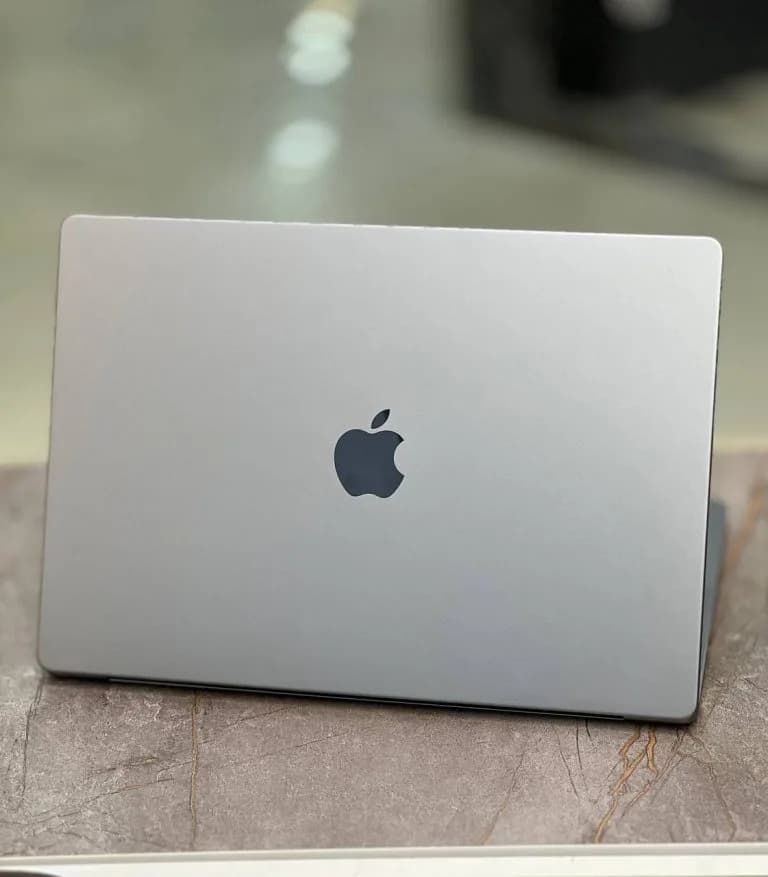 Apple MacBook Pro 2021 – M1 Pro – 16GB – 1TB SSD – M1 Pro GPU – 14″ 4K — تصویر ۵