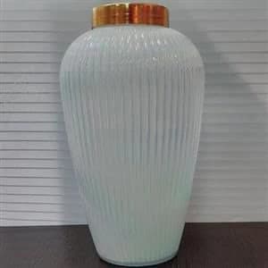 گلدان ارکیده خط دار